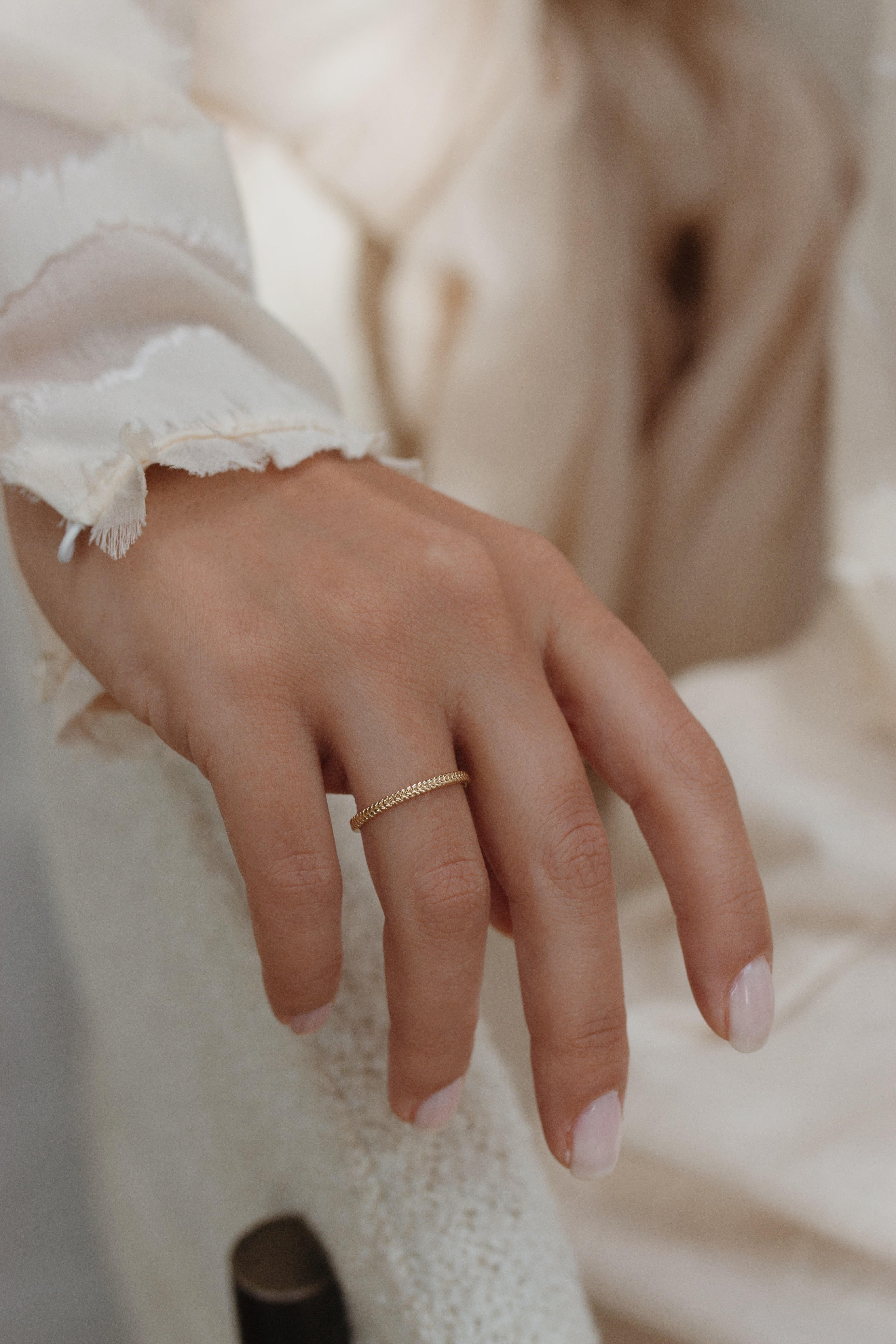 14 Karat Gold Wheat Pattern Wedding Band Orizzo fine jewelry