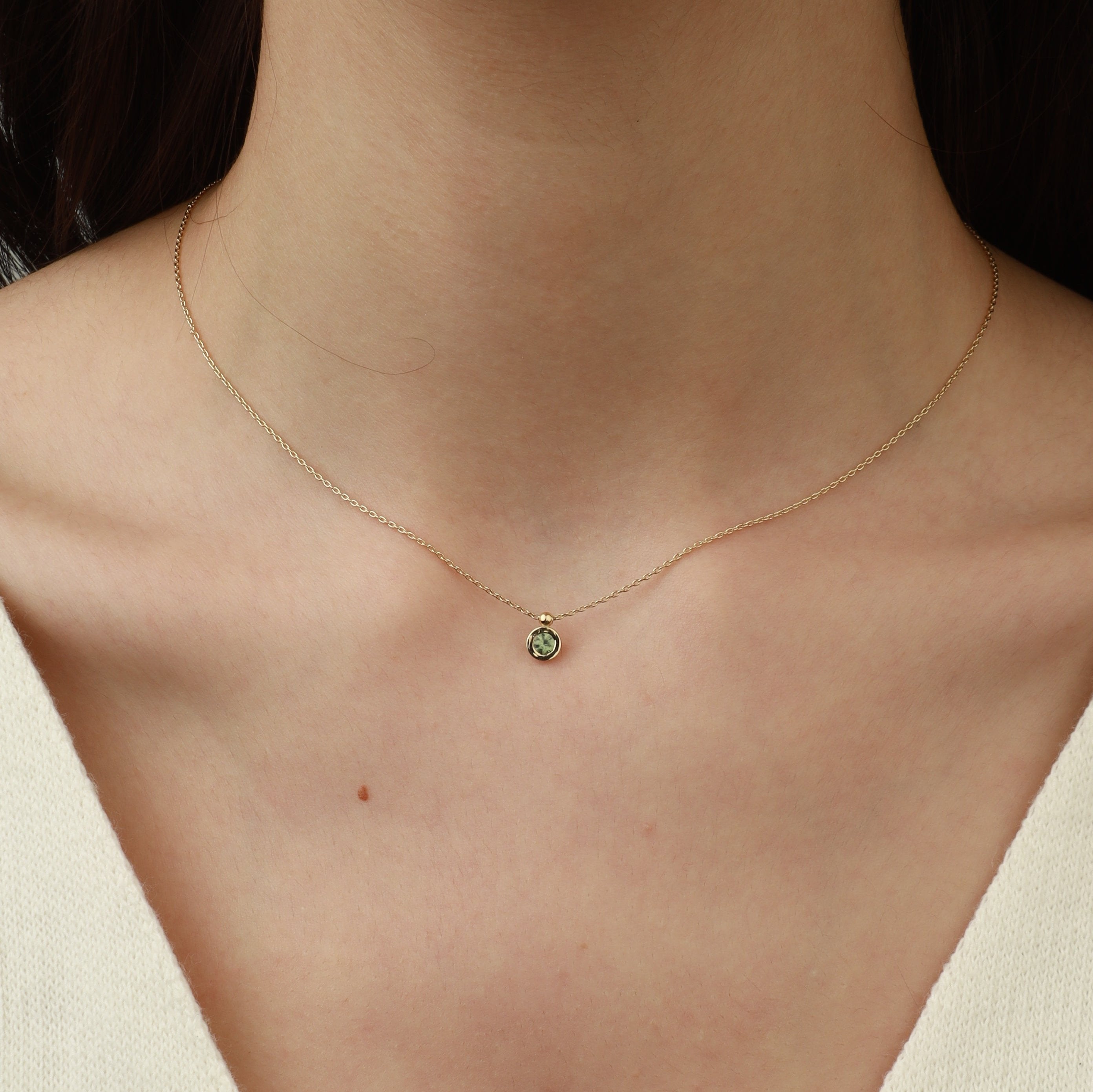 Green Sapphire Solitaire Gold Necklace