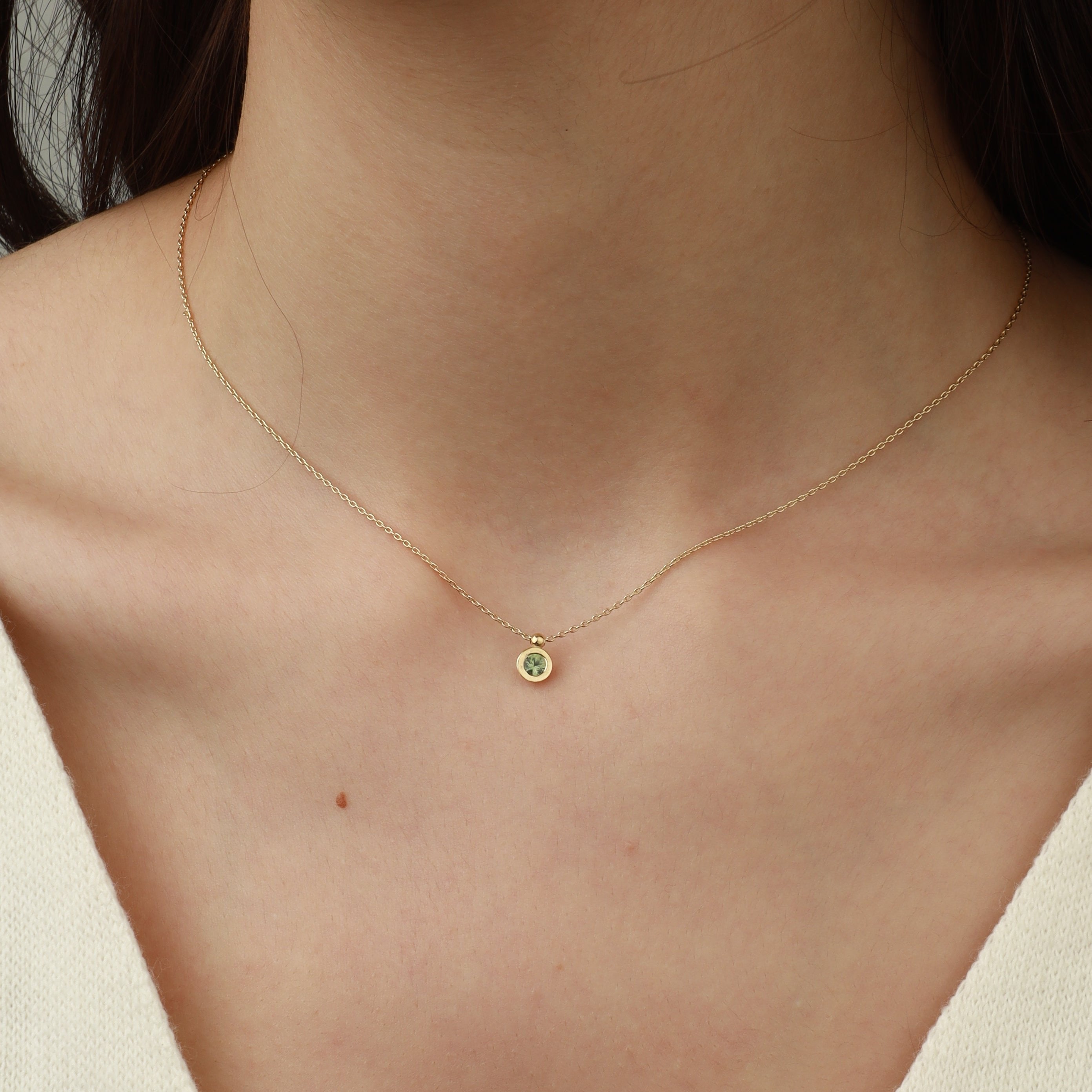 Green Sapphire Solitaire Gold Necklace