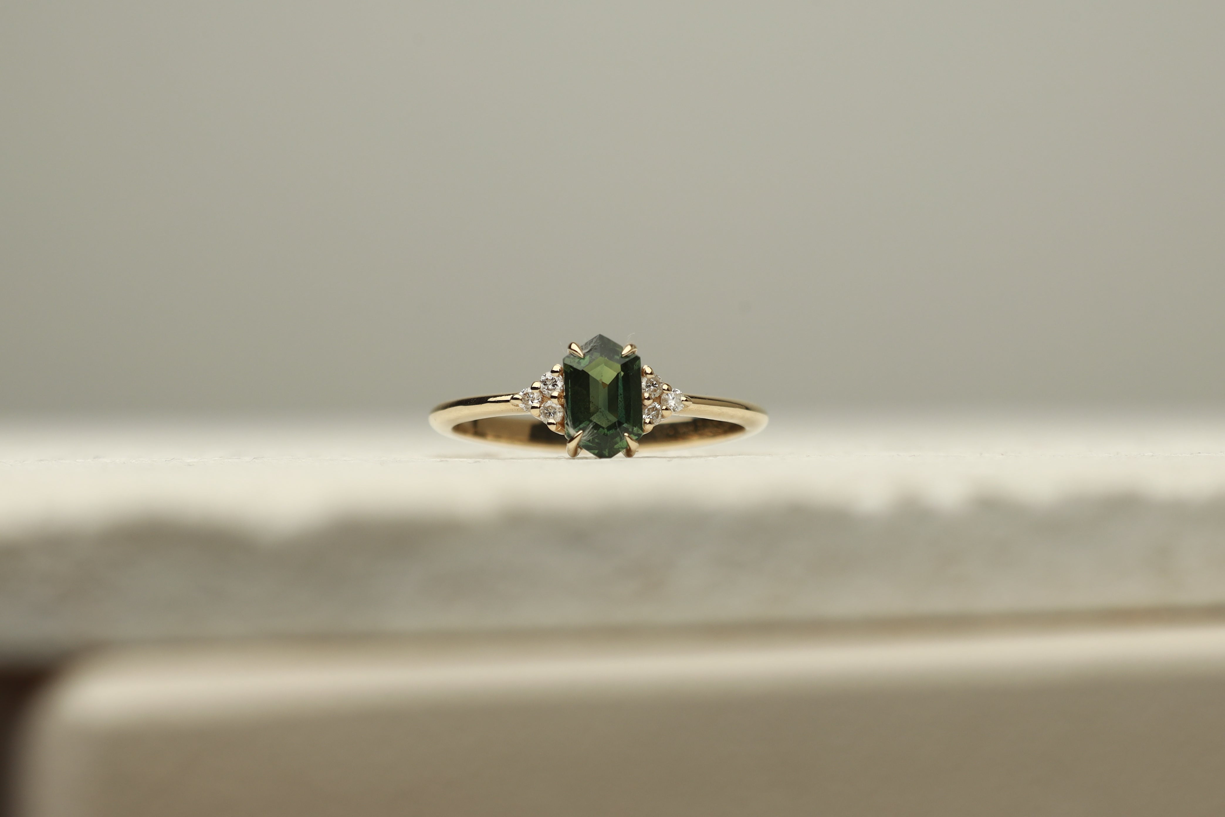 Art Deco Hexagon Green Sapphire Diamond Ring With Diamond Orizzo fine jewelry