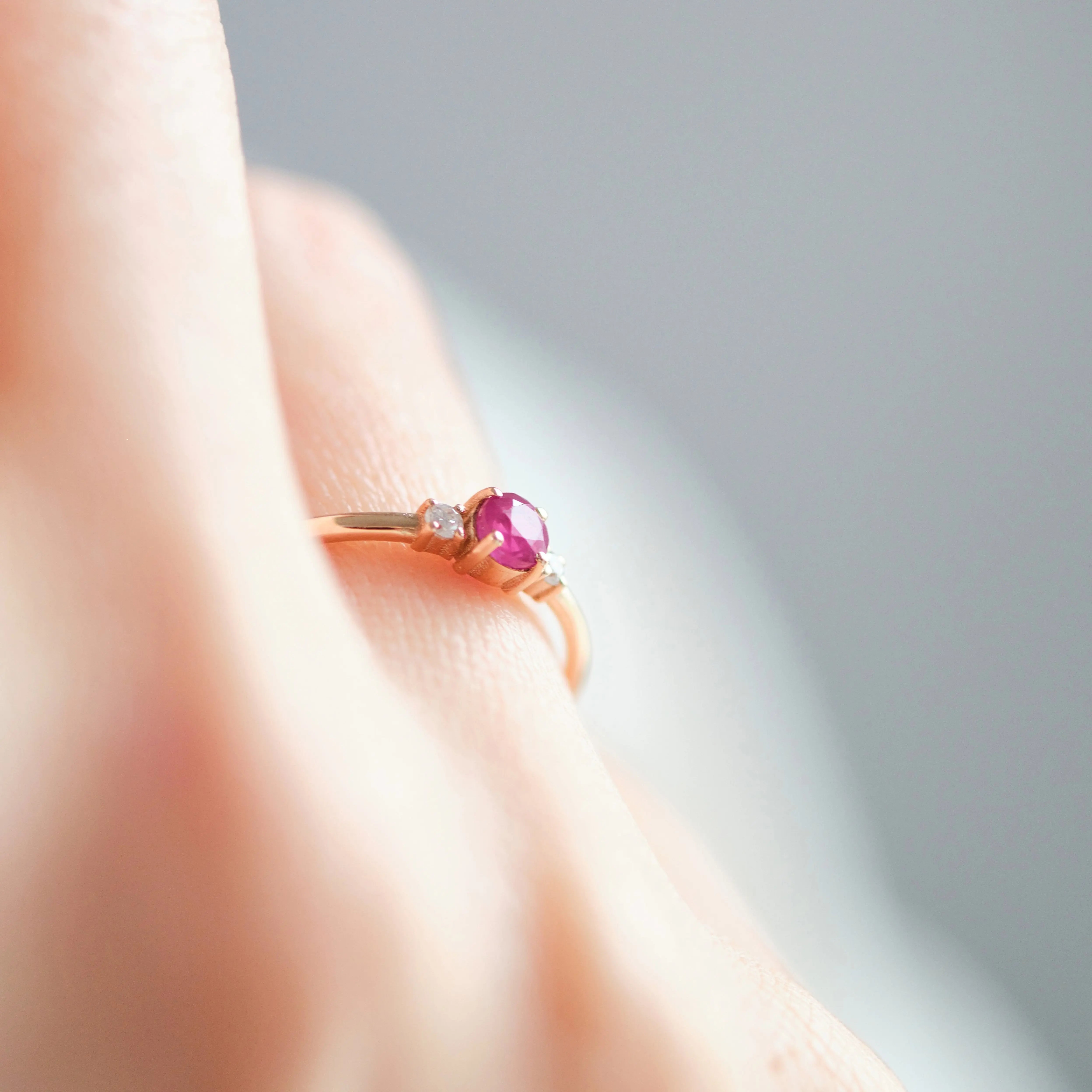 Dainty Gold Ruby Ring With Diamond Orizzo fine jewelry