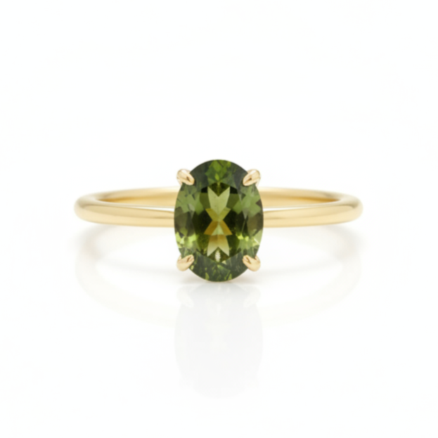 Ovaler Moldavit Ring aus 14 Karat Massivgold