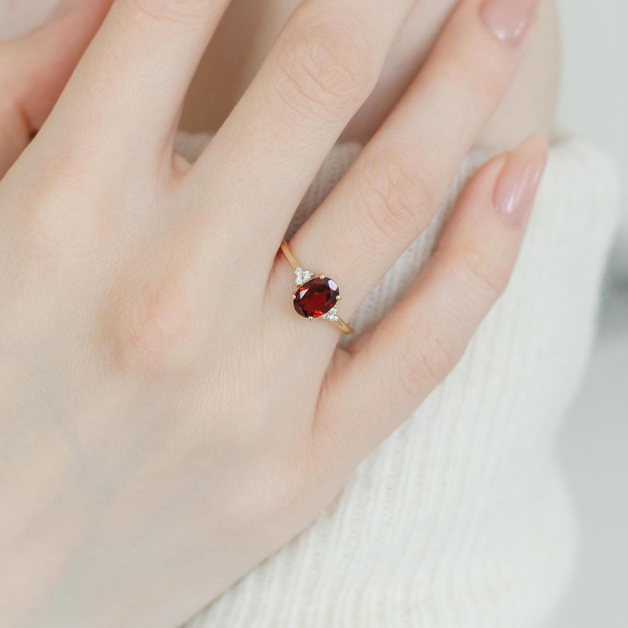 Art Deco Garnet Engagement Ring With Diamond