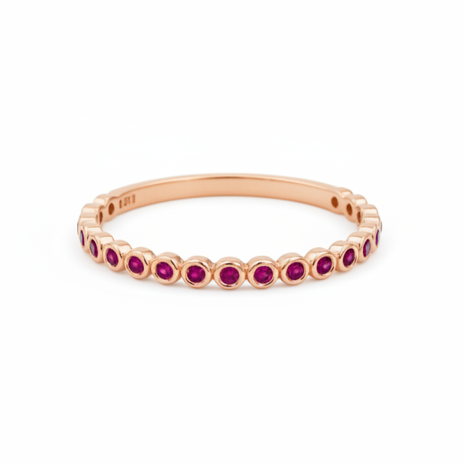 Bezel Rubin Stapelring aus 14 karätigem Gold