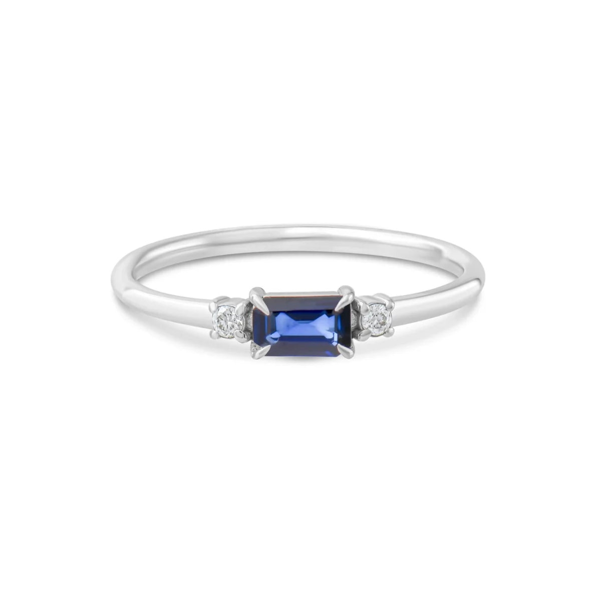Zásnubní prsten se safírem smaragdového brusu a diamanty – 14K zlato